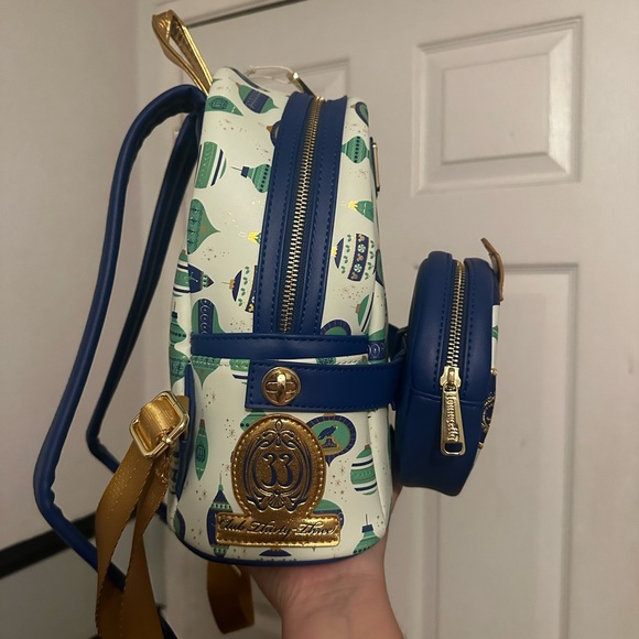 EXCLUSIVE Loungefly Club 33 Holiday 2023 Backpack/Mini Purse or Fanny Pack - Picture 2 of 5
